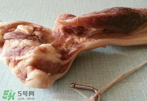 腌肉會(huì)壞嗎？腌肉放久了能吃嗎？