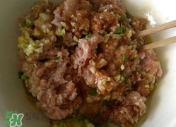 珍珠丸子可以用大米嗎？珍珠丸子用大米怎么做？