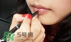 唇線筆可以當(dāng)口紅嗎？唇線筆和口紅的區(qū)別？