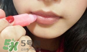 唇線筆可以當(dāng)口紅嗎？唇線筆和口紅的區(qū)別？