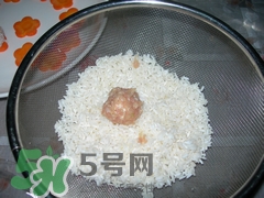 珍珠丸子蒸多長時間？珍珠丸子要蒸多久？