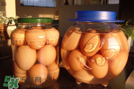 腌咸雞蛋一斤放多少鹽？腌咸雞蛋10斤需多少鹽？