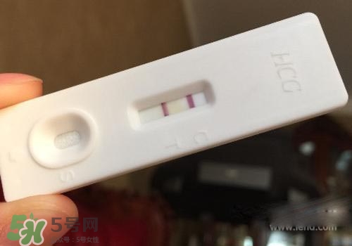 懷孕兩個月試紙顏色淺怎么回事？懷孕兩個月試紙顏色淺什么原因？