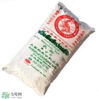 豆腐丸子要用面粉嗎？做豆腐丸子是用面粉還是淀粉？