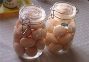腌雞蛋用什么容器好？腌咸雞蛋用什么容器？