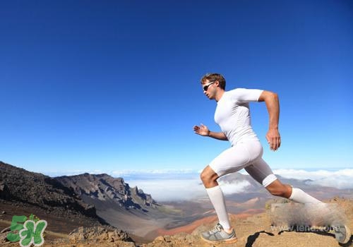 跑步岔氣還能繼續(xù)跑步嗎？為什么跑步會(huì)岔氣？