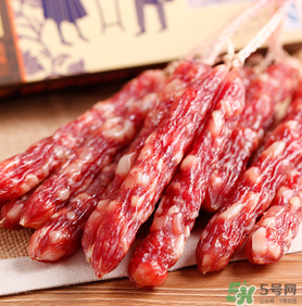 曬香腸要扎孔嗎？曬香腸需要扎洞嗎？