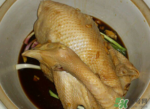 腌雞肉用什么調料？雞肉用什么腌制？