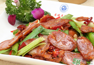 香腸發(fā)酸還能吃嗎？香腸發(fā)酸的原因