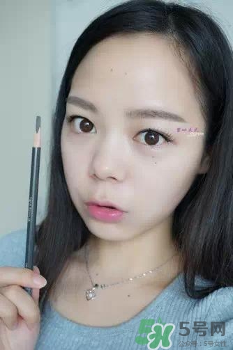 2017年流行什么眉型？2017年最流行眉毛介紹