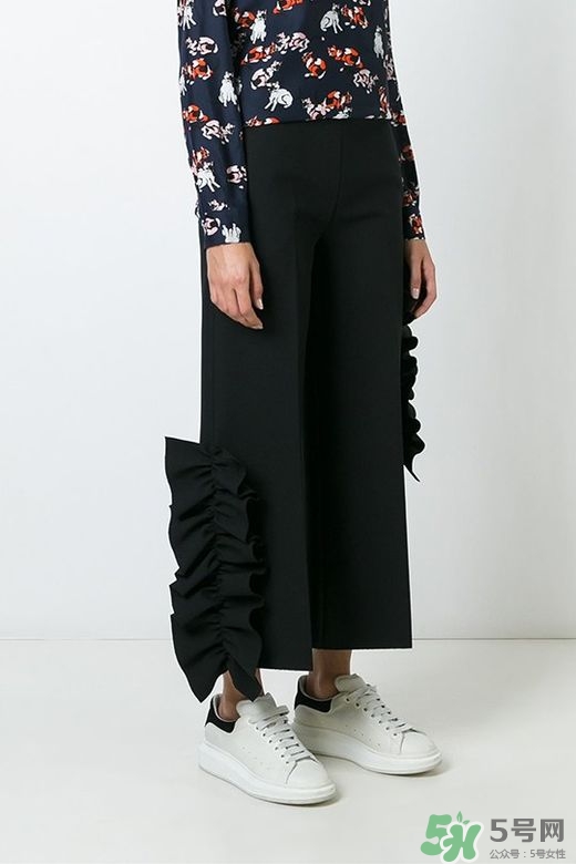 2017年流行什么褲子？2017年褲子流行顏色和搭配