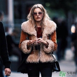 2017年流行什么大衣？2017年流行大衣顏色款式