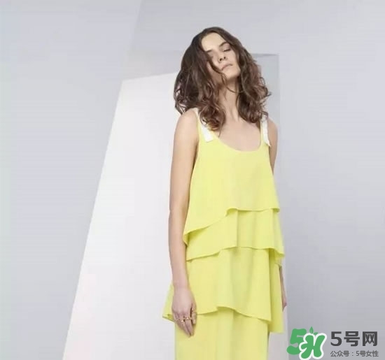 2017年衣服流行什么顏色？2017年衣服流行色