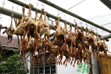 臘雞下雨天怎么辦？臘雞下雨天會變質(zhì)嗎？