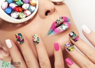 2017年指甲流行什么顏色？2017年流行什么指甲？
