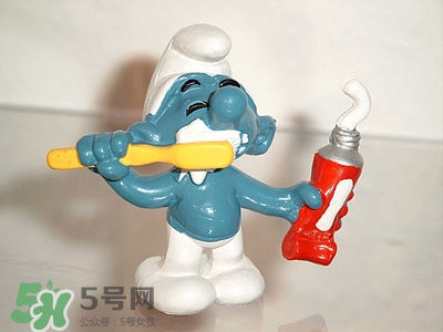 換牙期間可以刷牙嗎?期間怎么刷牙呢 換牙期間可以刷牙嗎?期間怎么刷牙呢