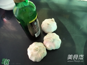 臘八蒜用什么蒜？臘八蒜用新蒜還是老蒜？