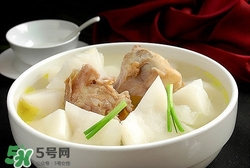 臘豬腳燉什么好吃？臘豬蹄燉什么好吃？