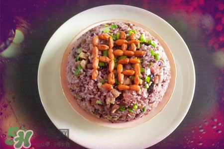 晚上吃臘八飯好嗎？晚上吃臘八飯會變胖嗎？