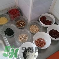 怎么用電飯煲煮臘八粥？電飯煲怎么熬臘八粥？