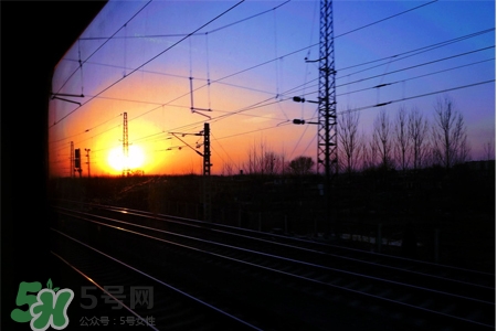 2017春運(yùn)高鐵會(huì)漲價(jià)嗎？2017春運(yùn)動(dòng)車(chē)會(huì)漲價(jià)嗎？