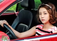 李溪芮的口紅什么顏色？李溪芮口紅色號試色