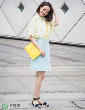 李溪芮包包什么牌子？李溪芮同款包包