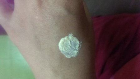 嬌韻詩妊娠紋霜搓泥怎么辦？嬌韻詩撫紋身體霜搓泥