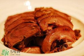 鹵豬頭肉多少錢一斤？醬鹵豬頭肉多少錢一斤？