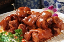 高壓鍋鹵豬蹄要多久？高壓鍋鹵豬蹄要多長(zhǎng)時(shí)間？