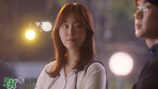 徐玄振口紅什么牌子？徐玄振同款口紅