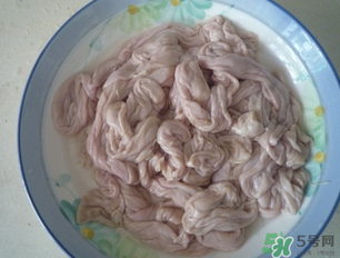 豬小腸可以做臘腸嗎？豬小腸可以做香腸嗎？