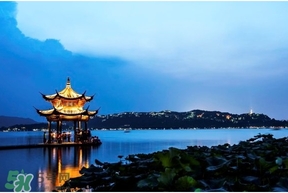 杭州春節(jié)穿什么衣服？過年春節(jié)去杭州穿什么？