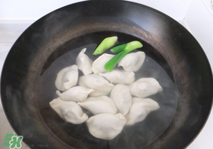 ?冷凍水餃怎么煮不破？冷凍水餃怎么煮好吃？
