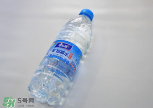 礦泉水打開后幾天不能喝？礦泉水打開后能放幾天？