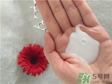 乳液可以卸妝嗎?為什么乳液可以卸妝? 乳液可以卸妝嗎?為什么乳液可以卸妝?