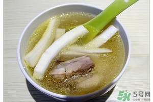 椰子燉雞湯的做法,椰子燉雞湯的功效 椰子燉雞湯的做法,椰子燉雞湯的功效