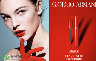 冬天用口紅還是唇釉？口紅和唇釉哪個好用？