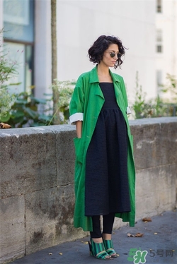 草綠色大衣怎么搭配？草綠色大衣穿衣搭配