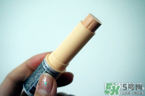 唇部遮瑕膏怎么用？唇部遮瑕膏使用方法