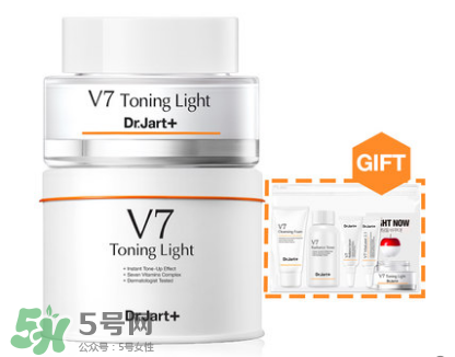 用素顏霜之前要用什么？素顏霜前還有涂抹什么