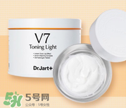 用素顏霜前打隔離霜嗎？用素顏霜之前要用隔離霜嗎