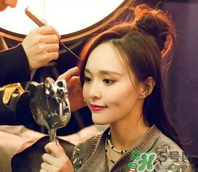 發(fā)際線高適合什么發(fā)型？發(fā)際線高怎么辦