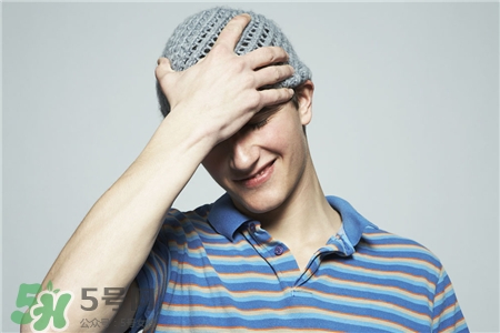 冬天戴帽子會(huì)上火嗎?冬天戴帽子好不好? 冬天戴帽子會(huì)上火嗎?冬天戴帽子好不好?