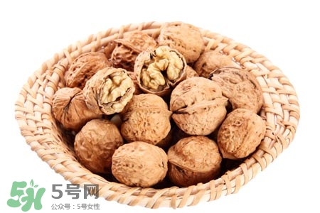 乙肝小三陽可以吃核桃嗎？乙肝大三陽可以吃核桃嗎？