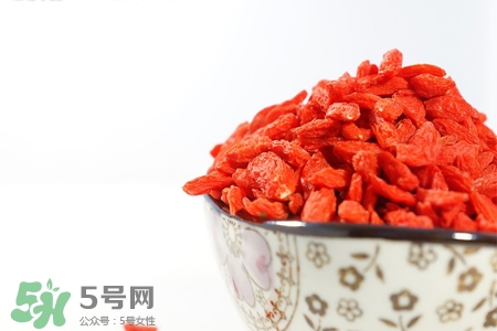 有乙肝能吃枸杞嗎？乙肝病人可以吃枸杞嗎？