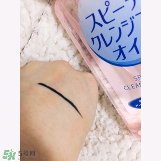 高絲卸妝油怎么用？kose高絲使用方法