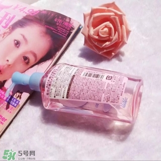 高絲卸妝油粉色和藍色哪個好？高絲卸妝油粉瓶藍瓶區(qū)別