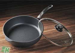 炒菜容易粘鍋 炒菜容易糊鍋怎么辦 炒菜容易粘鍋 炒菜容易糊鍋怎么辦