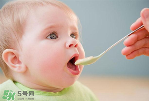 立春可以斷奶嗎？什么季節(jié)斷奶對寶寶好？